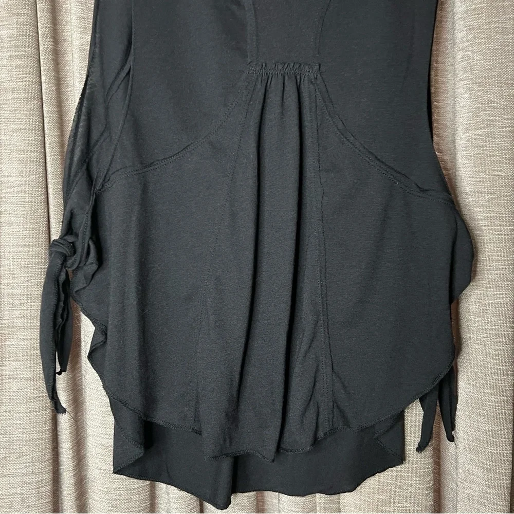 Free People Movement Black High Tide Cropped Sleeveless Top Size Small